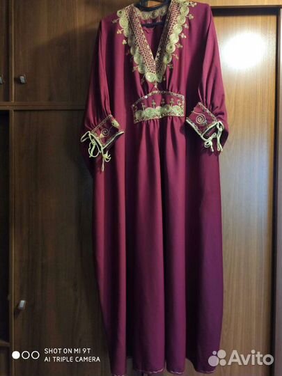 Платье женское