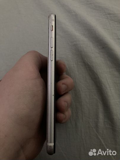 iPhone SE (2020), 64 ГБ