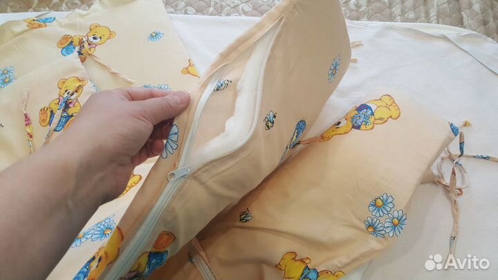 Бортики в кроватку