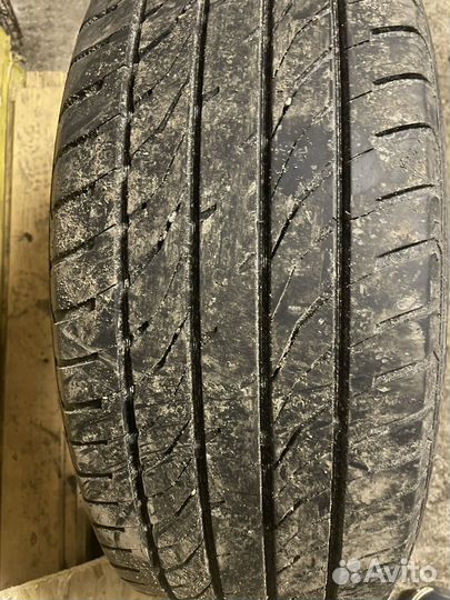 Busy Van 21 215/55 R17