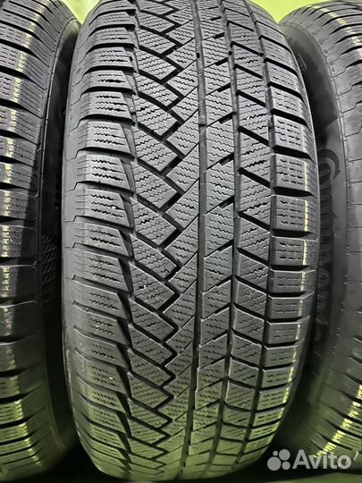 Continental WinterContact TS 850 P 255/60 R20 113V