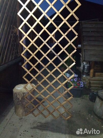 Шпалера деревянная