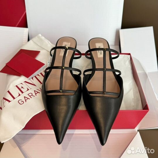 Босоножки женские valentino