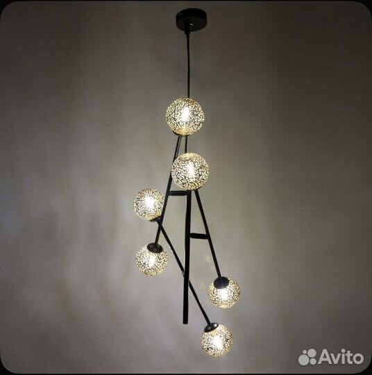 Люстра новая