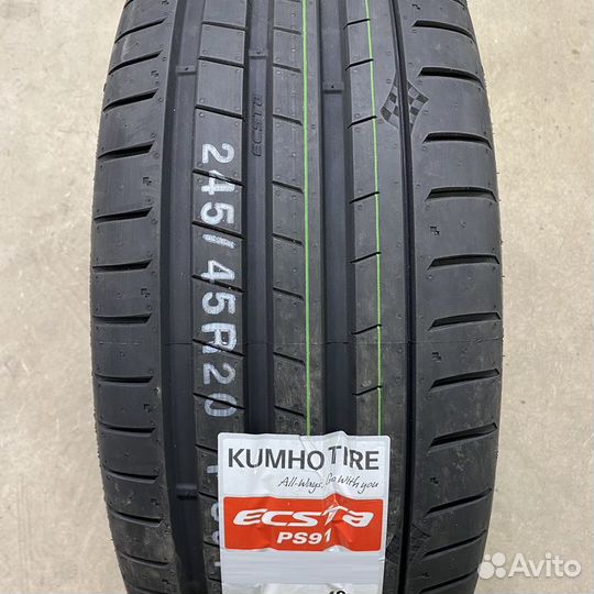 Kumho Ecsta PS91 295/35 R20 105Y