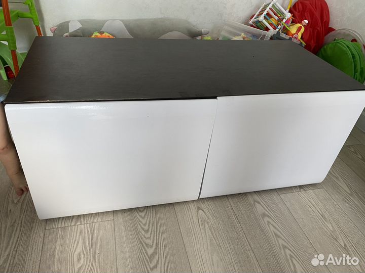 Тумба под телевизор