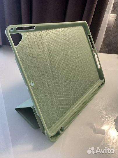 Чехол на iPad air 4 (10.9)