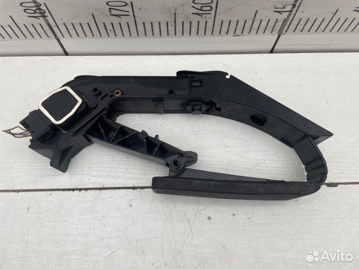 Педаль газа Mercedes S-Class W221 642.930 2009