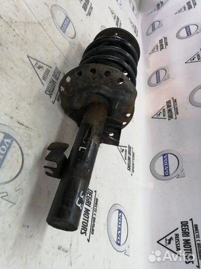 Стойка в сборе передняя левая Volvo V70 XC70 (08)