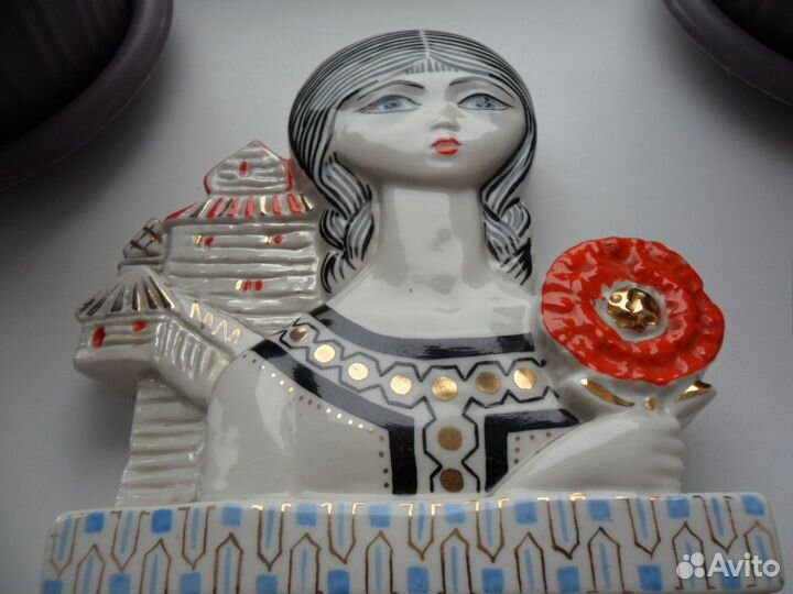 Статуэтка, Аленький цветочик