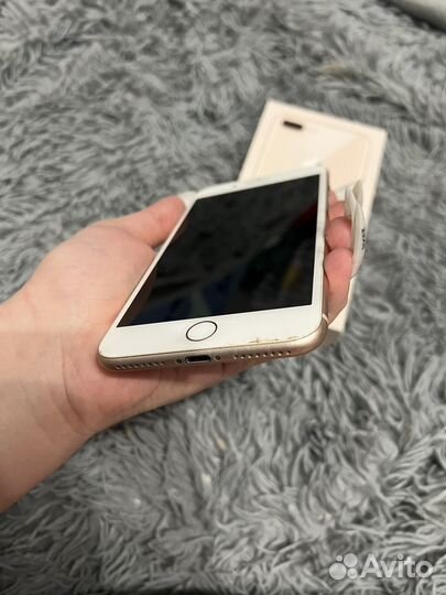 iPhone 8 Plus, 64 ГБ