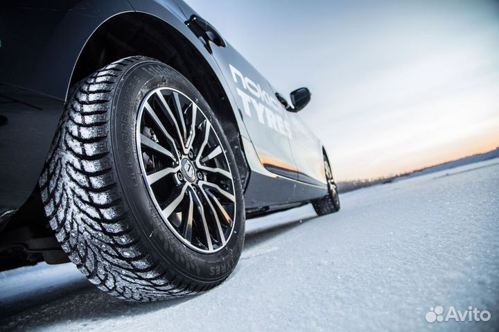 Nokian Tyres Hakkapeliitta R5 255/55 R20