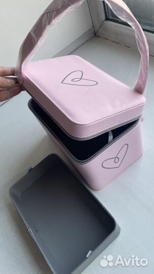 Кейс для косметики Мэри Кэй. Новый. 21*13,5*14,2