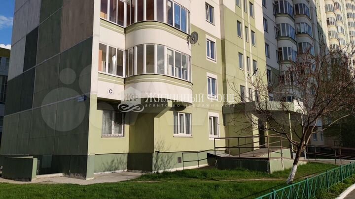 2-к. квартира, 54,7 м², 1/17 эт.