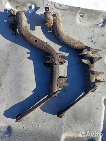 Рычаг подвески задний Honda Civic 7 хэтчбек D14Z6