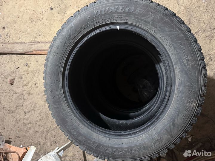 Dunlop SP Winter Ice02 205/60 R16