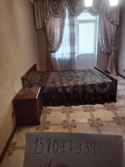 Комната 70 м² в 2-к., 1/4 эт.