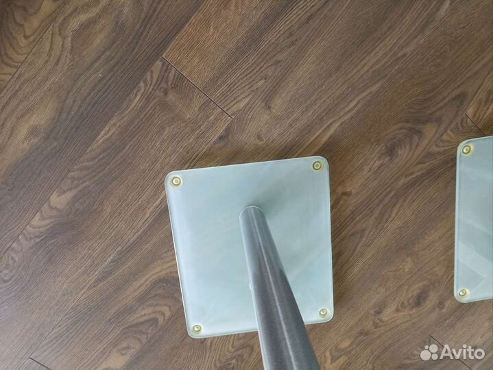 Стойки для акустических колонок