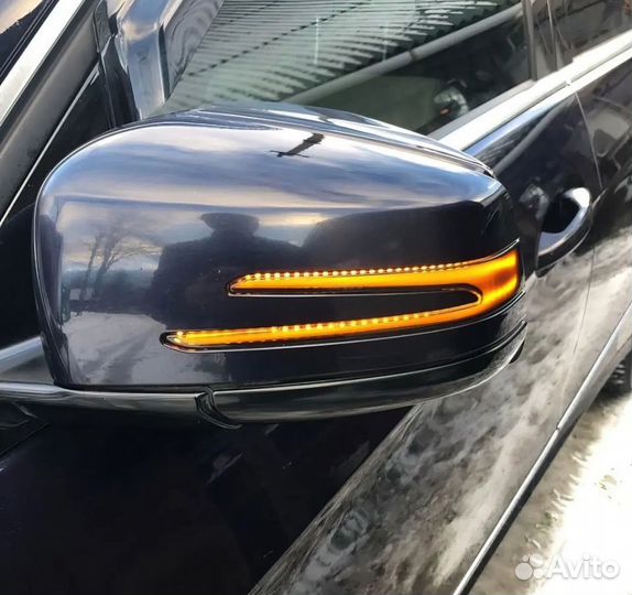 Динамические поворотники на Mercedes Benz