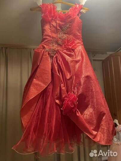 Платье бпльное