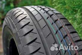 Viatti Strada Asimmetrico V-130 215/50 R17