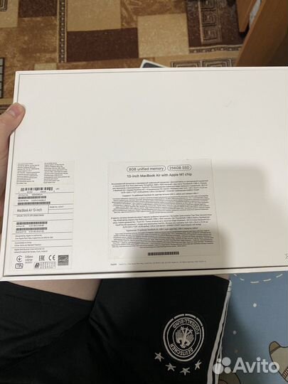 Коробка от macbook air m1