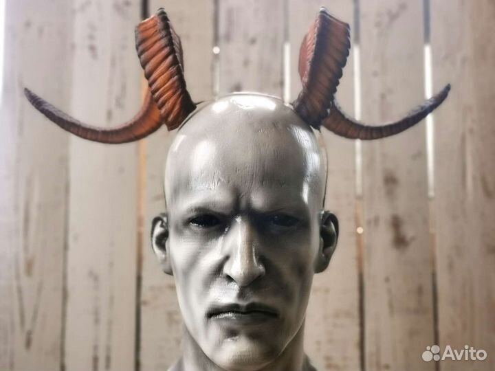 Большие витые рога, рога демона, демонические рога