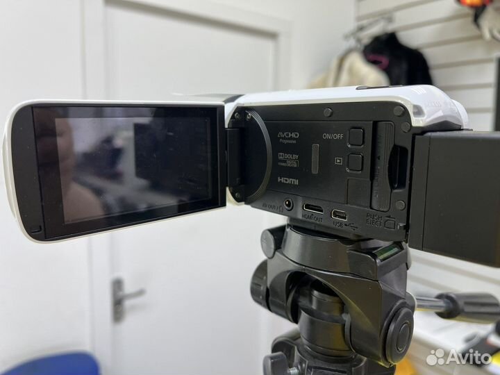 Видеокамера Canon legria HF R706 (Т22)