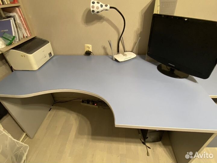 Компьютерный стол