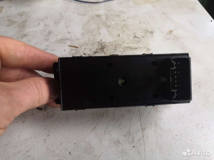 Кнопки стеклоподьемников солярис 1