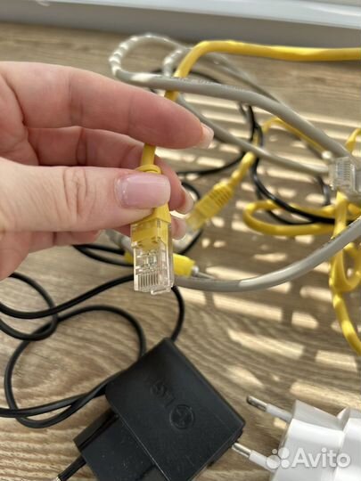 Адаптер питания и шнуры