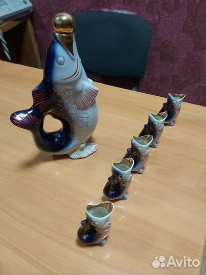 Штоф, керамика, рыбка с рюмками