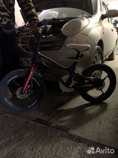 Фирменный велосипед,на литых дисках