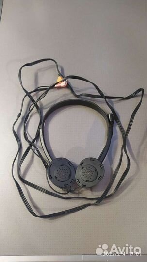 Наушники с микрофоном