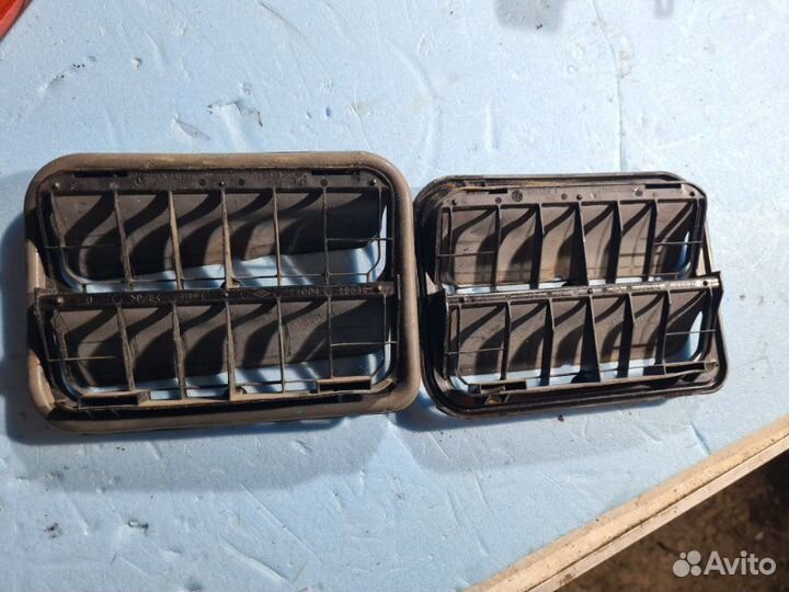 Решетка вентиляционная Renault Duster 1 2012