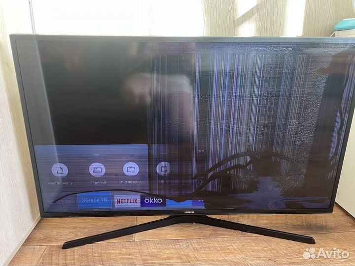 Телевизор samsung