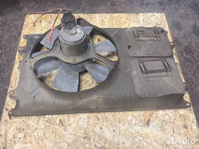 Вентилятор охлаждения Volkswagen Passat b3