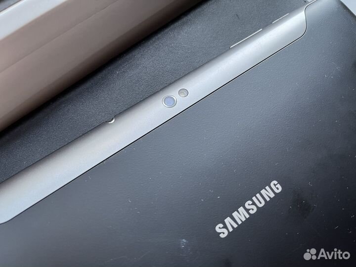 Планшет Samsung Galaxy Tab 10.1