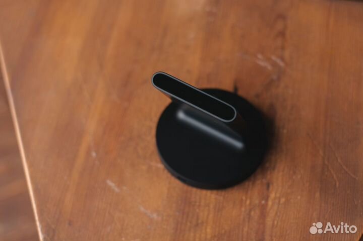 Беспроводная зарядка Xiaomi Vertical Stand 20W