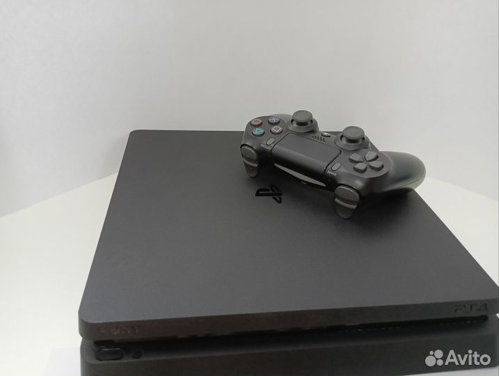 Sony PS4 slim