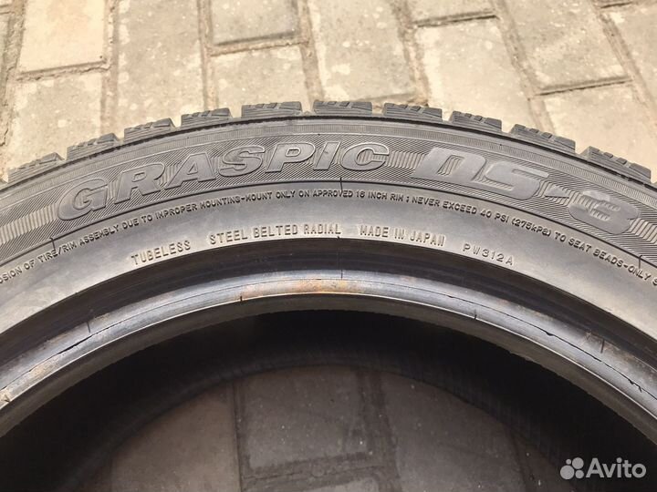 Dunlop Graspic DS3 205/55 R16