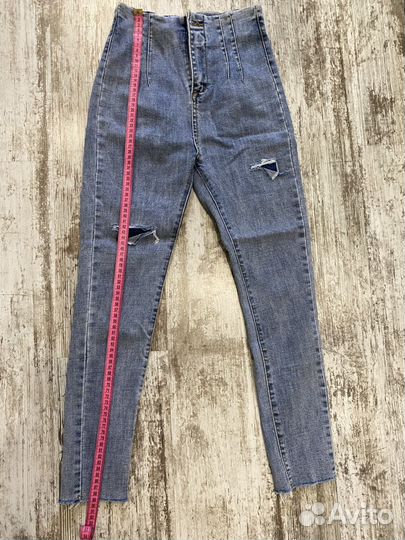 Джинсы женские