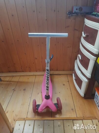 Самокат детский 3хколесный со светящимися колесами