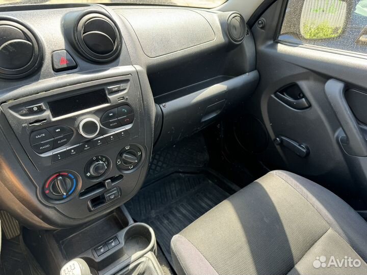 LADA Granta 1.6 МТ, 2014, 215 000 км