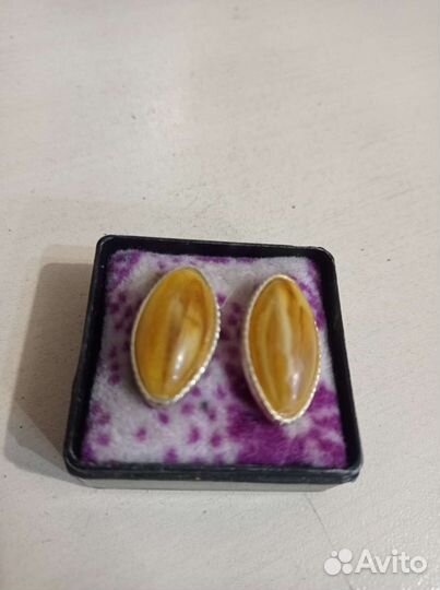 Запонки СССР янтарь
