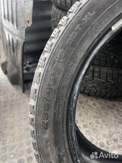 Nokian Tyres Hakkapeliitta 8 235/45 R18 98T