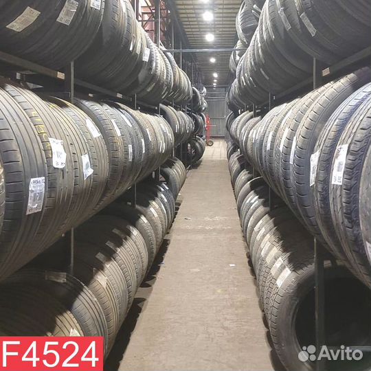 Bridgestone Ice Cruiser 7000 215/60 R17 96M