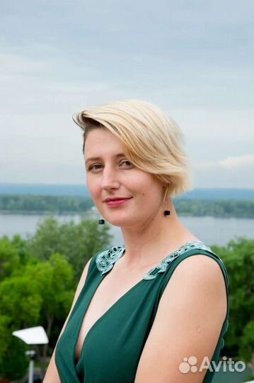 Ведущая на мероприятие