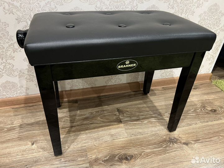 Банкетка для пианино