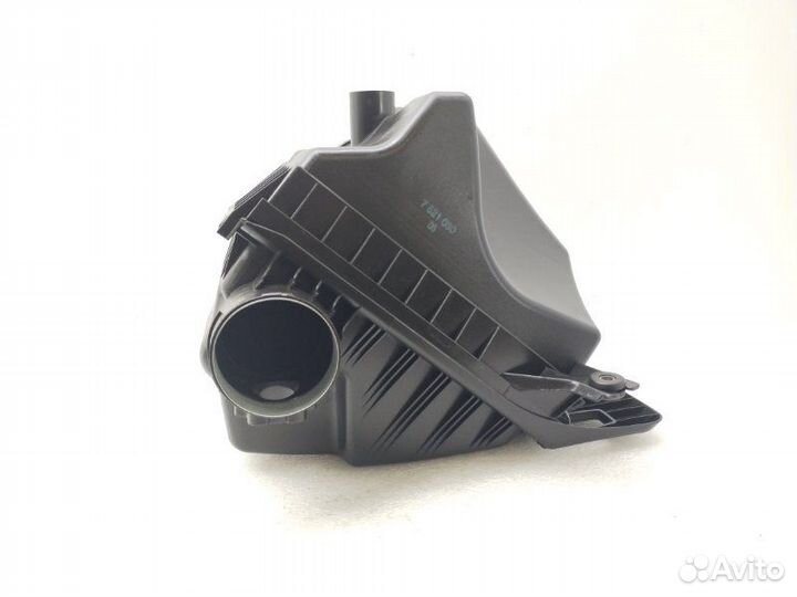 Корпус воздушного фильтра Bmw 6-Series E63 3.0 N52